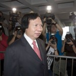 Billionaire Kwoks Plead Not Guilty to HK Official Bribes