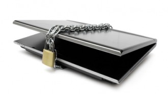 padlock-laptop-370x229