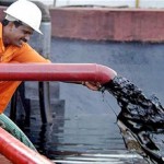 Oil Prices Near Six-Year Lows on Oversupply Fears