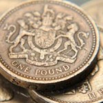 Pound Approaches 5-Month High as Odds Show U.K. to Remain in EU
