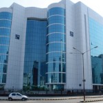 Brokers in India requested to set a floor to brokerage rates but SEBI has rejected it