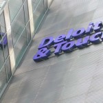 Auditors at Deloitte failed to spot bonus payments