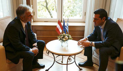 tsipras-faymann_talking