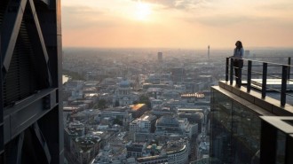 inside-the-city-of-londons-new-landmark-skyscraper-455142906-580d8e4f160cb